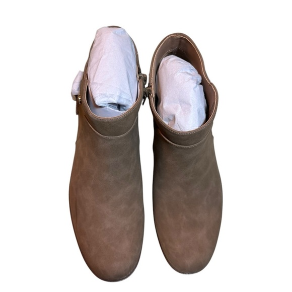 Giani Bernini Brennin Faux Suede Ankle Boots - Picture 7 of 10